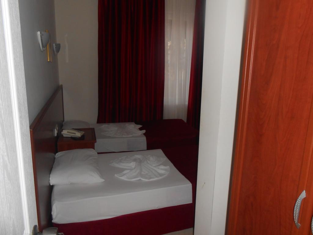 Alanya Demir Hotel エクステリア 写真